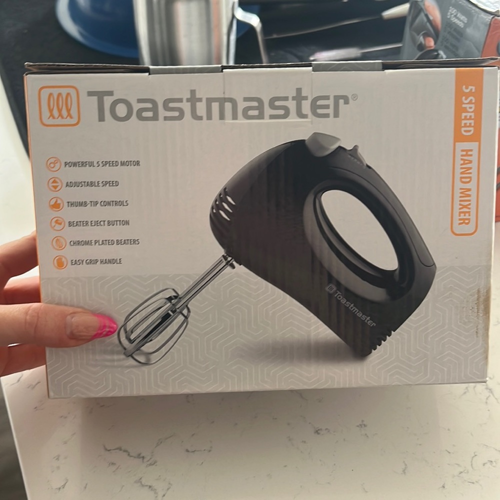 Nwt hand mixer by Toastmaster